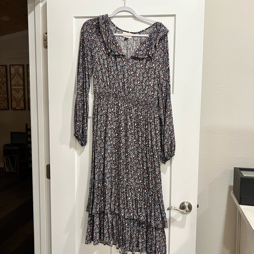 Universal Thread Black Floral Midi Dress